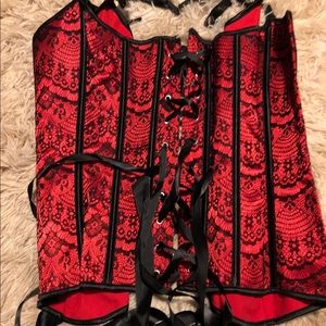 Black and red corset, NEVER WORN!